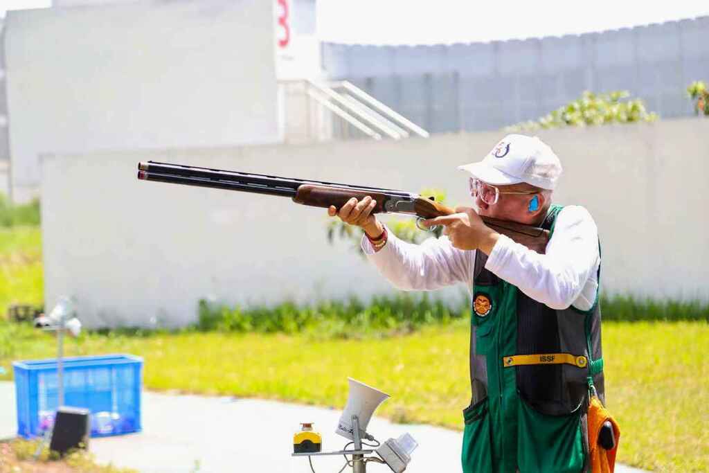 选手正在射击。主办方供图