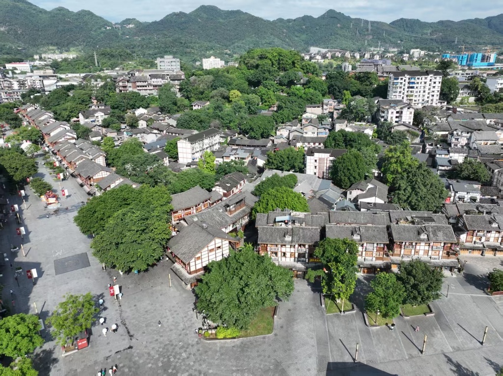 磁器口古镇。受访者供图