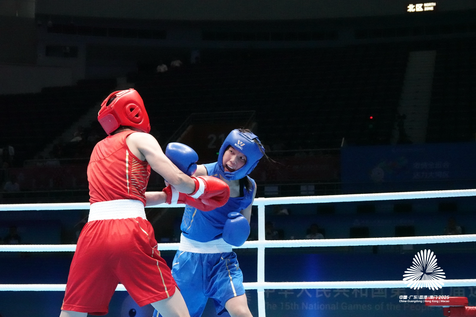 徐小欣在比赛中。重庆市体育局供图