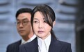 金建希深夜被批捕,韩国宪政史上首次出现“前总统夫妇同时被捕”