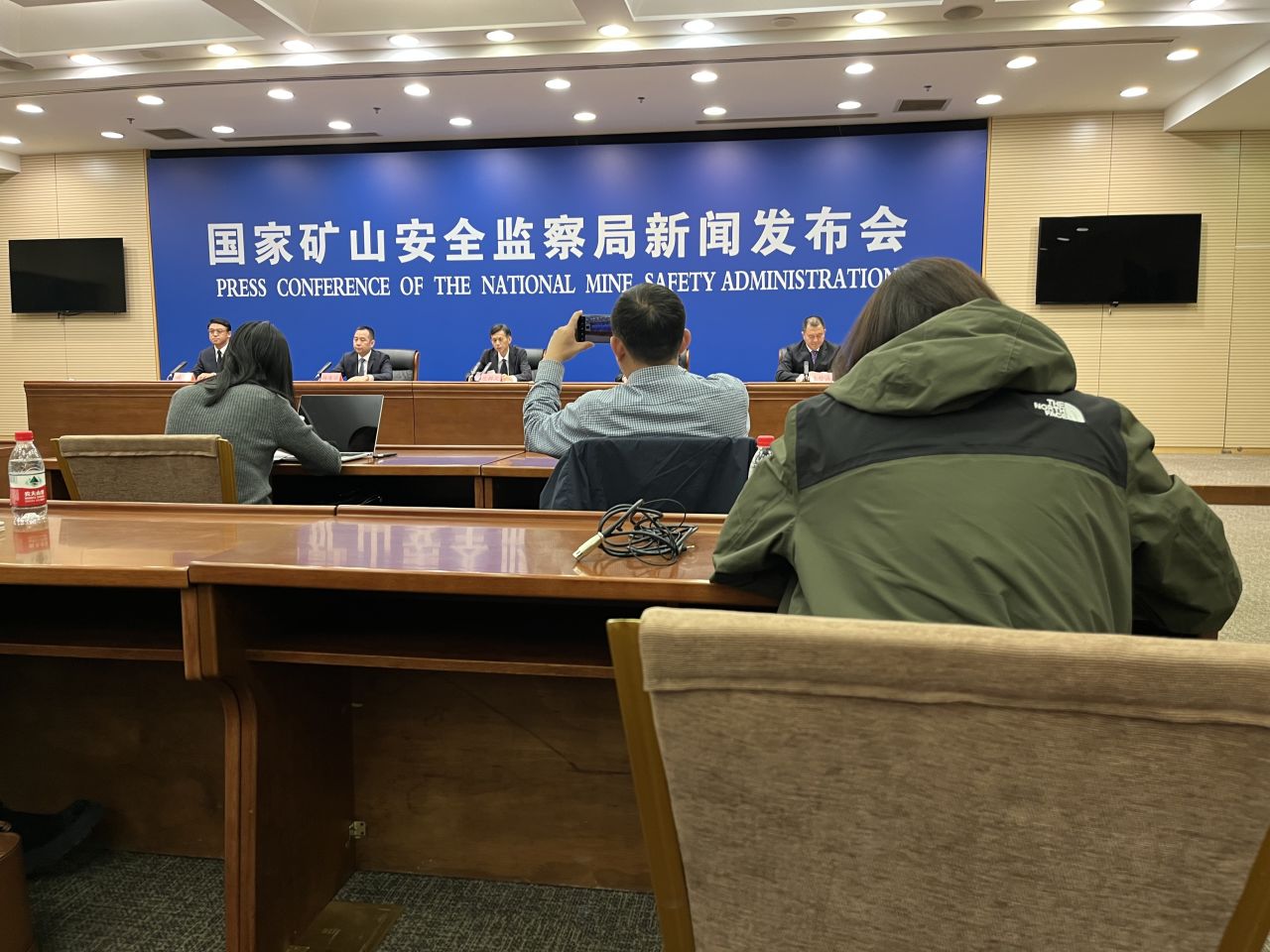 2025年4月16日,国家矿山安监局召开一季度例行新闻发布会。(南方周末记者杜寒三|摄)
