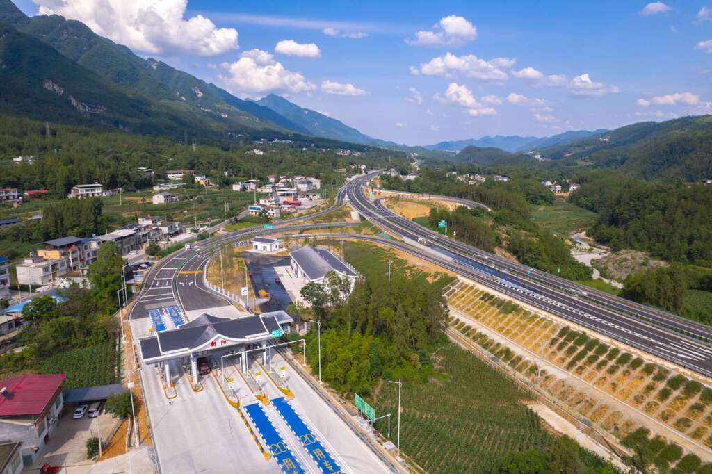 巫云开高速即将全线建成通车。重庆高速集团供图